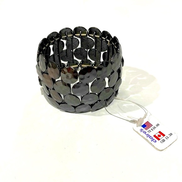 Claire’s stretchy metal cuff - Picture 3 of 3